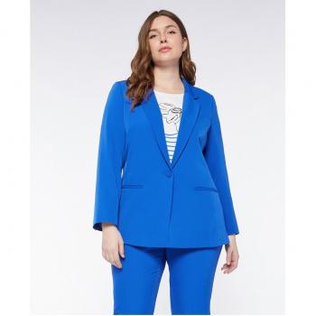 Blazer de mujer en tejido vaporoso con cierre de botón y detalles elegantes