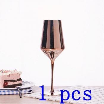 Elegant Rose Gold Champagne Glasses