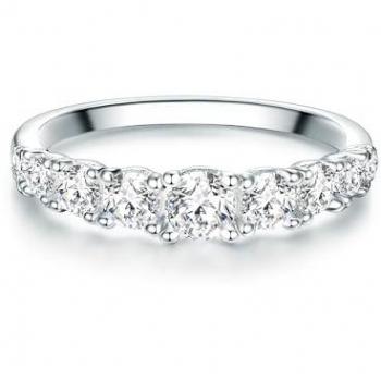Trilani Women's Sterling Silver Zirconia Ring