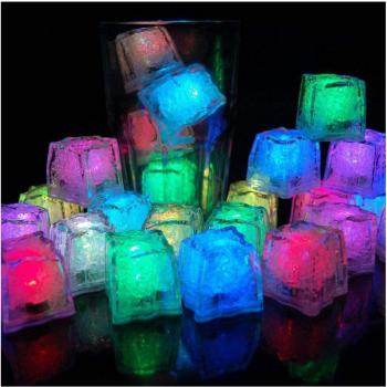 DecoraBar: Cubetti di Ghiaccio Illuminati 12x