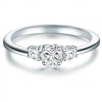 Trilani Women's Ring in Sterling Silver