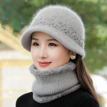Conjunto de gorro y bufanda para mujer
