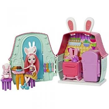 Bree Bunny y su Mascota en la Casita de Campo