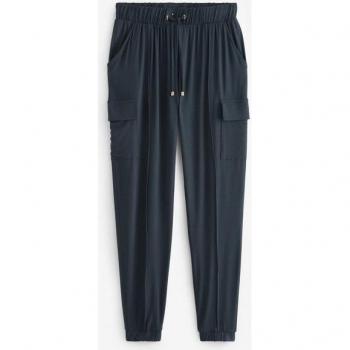 Next Jersey Bandeau-Bikini-Top und Cargo-Hose