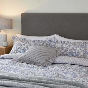 Helena Springfield's Duvet Cover Set with Kemble Pattern, available in Super King size and Cotton, Colors: Blue and Neutral