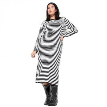 Komfortables Jerseykleid für kurvige Frauen