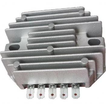 Régulateur de tension pour tondeuse tracteur 12V AM101406 John Deere 330 332 F912 F915