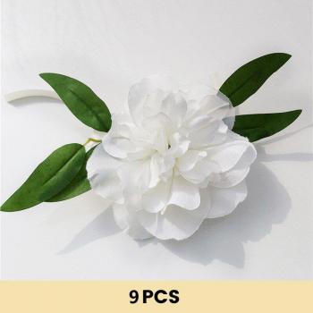 Esquinas de Seda Blanca “Elegancia Automotriz”