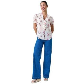 Ivory Roman Textured Floral V‑Top