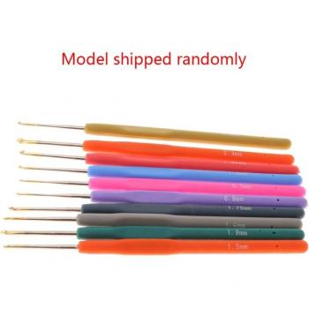 Soft-Grip Bearded Needle Crochet Hooks