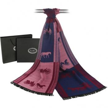 Warmes Foulard für die kalte Jahreszeit
