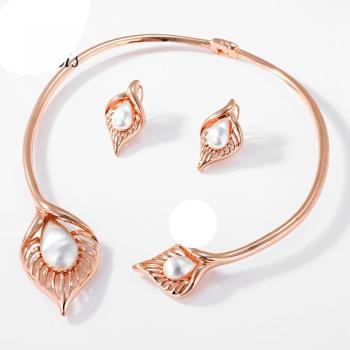 Viennois Gold Plated Leaf Jewelry Set for Women