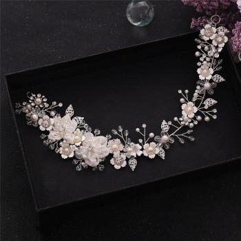 Cercle d’Étoiles pour Coiffure Nuptiale