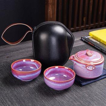 Set de thé en céramique avec pot et tasses
