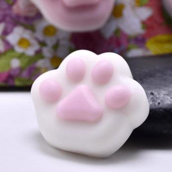 Mochi Kittie Calmador