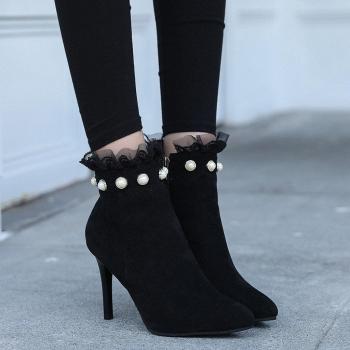 Bottes courtes “Haute Perle” avec talons fins