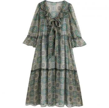 Robe midi à volants avec motifs floraux