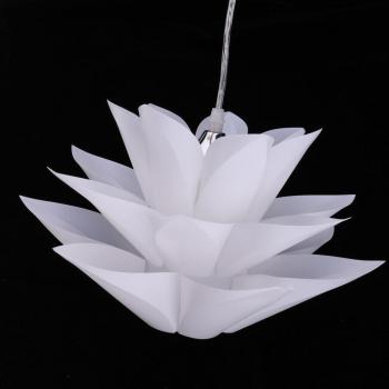 Plafonnier avec installation facile Lotus E27