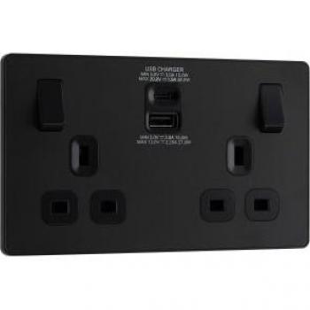 Evolve Matte Black Power Socket 13A Dual Switch with USB‑C 30W & USB‑A 2.1A – PCDMB22UAC30B-01