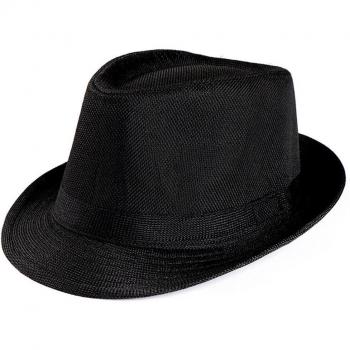 Casquette de paille estivale