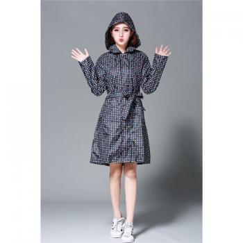 Foldable Hooded Raincoat for Girls in Bright Dots