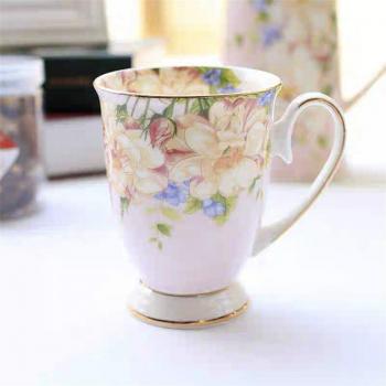 Pastoral Design Bone China Mug