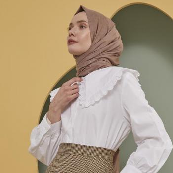ShantuQ Milk White 85x190 Brown Fabric Shawl