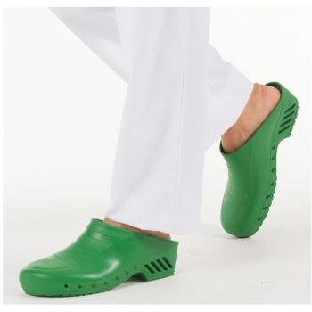 Zoccoli verdi senza fori