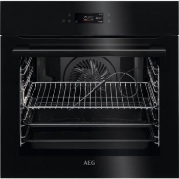 Four encastrable AEG 8000 SenseCook avec cuisson assistée et pyrolyse BPE742380B