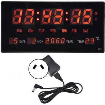 Magische digitale Uhr mit leuchtendem Kalender