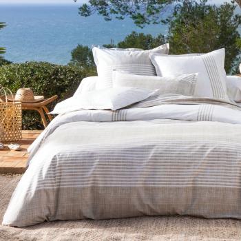 Housse de Couette 140 × 200 cm – Becquet – Beige à Rayures Simples
