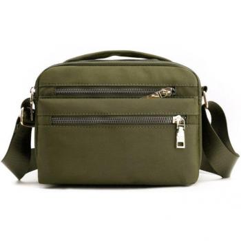 Bolso Bandolera Chic de Nailón: Elegancia y Resistencia