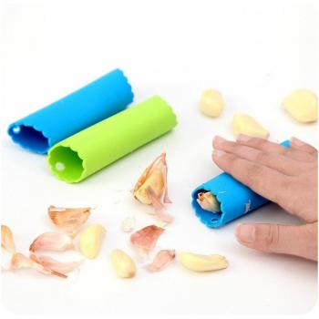 Kitchen Garlic Peeler