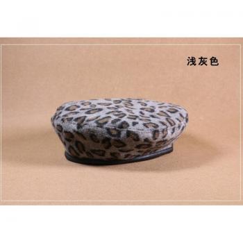 French Artist Style Leopard Beret