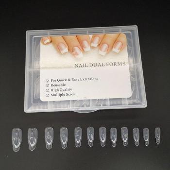 Capsules manucure transparentes couverture complète