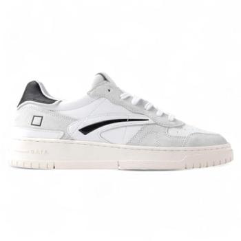 D.A.T.E. Low-Top Sneaker in Schwarz und Weiß