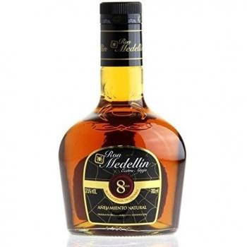 Ron Medellín 8 Años Extra Añejo 700ml