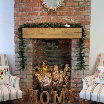 7m (9ft) Samuel Alexander Pine Christmas Garland with Elegance