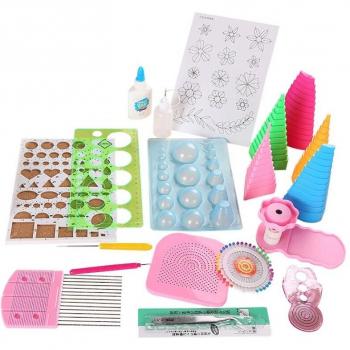 Taller de Manualidades: Relleno y Decoración de Papel