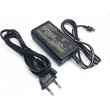 Sony Camcorder AC-L200C 8.4V 1.5A Adapter
