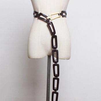 Belt de Cuero Negro y Colores Vibrantes