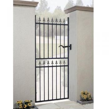 Tall Single Steel Gate, Corfe Spear Top – 914 mm Gap, 1778 mm, Powder Coated Black