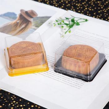 Boîtes carrées en plastique pour pâtisseries