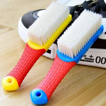 Non-Damaging Shoe Brush