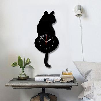 Reloj Gato Negro con Cola Moviéndose en Acrylic