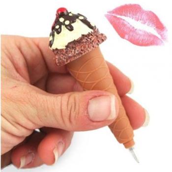 Glitzernder Lippenstift-Graphik „Eisglanz“