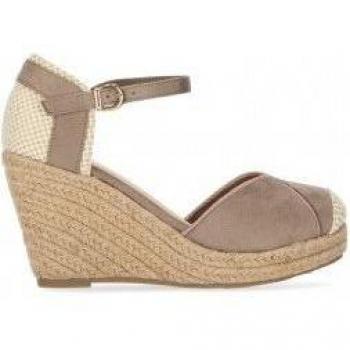 Chika10 Mujer Sandalias Nadia 25 Taupe con Cuña de 8cm y Cierre de Hebilla