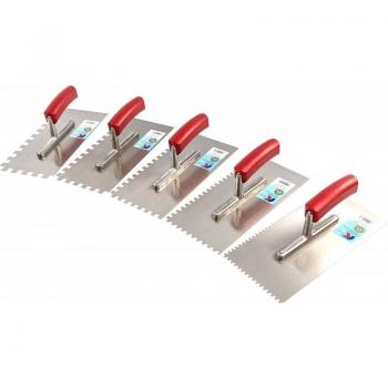 Frattone con manico in legno 28×12 cm, dentature 7×7 mm