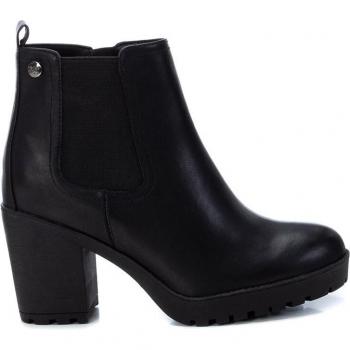 Botines Xti de mujer en negro con cremallera
