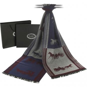 Warmes Foulard für kalte Tage